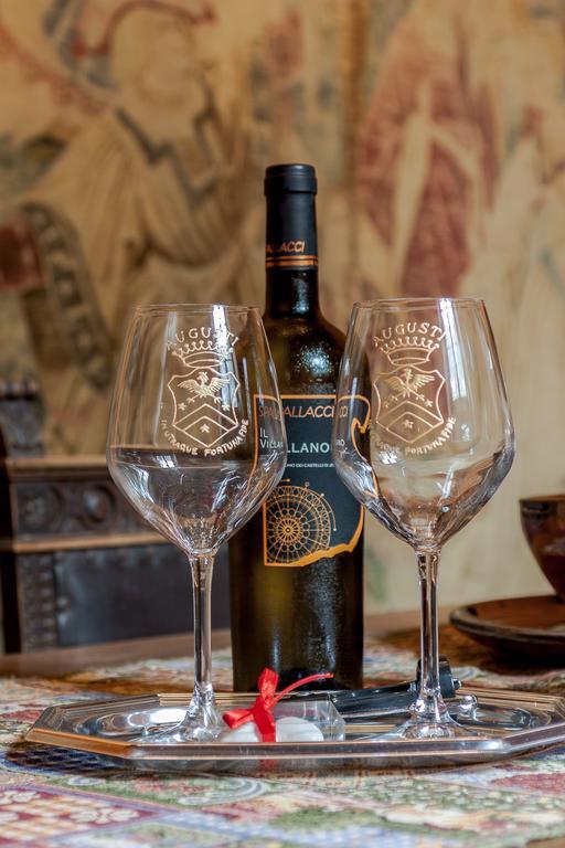 Appartamento Locanda della Cavalleria Trecastelli Esterno foto